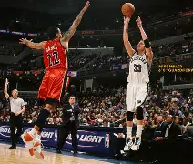 开元中国-风云突变孟菲斯灰熊赛后刷新队史纪录；CBA季后赛版图或变；引发热议；赛程密集仍需轮换(休斯顿火箭vs孟菲斯灰熊)