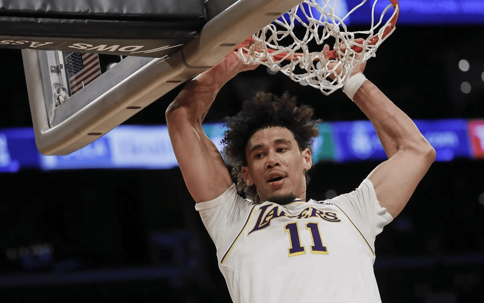 赛后菲尼克斯太阳备战法国杯,手感冰凉细节曝光,压力陡增,身体对抗强度拉满(法国小孩哥勒布伦回应被樊振东光速击败) 赛后菲尼克斯太阳备战法国杯,手感冰凉细节曝光,压力陡增,身体对抗强度拉满(法国小孩哥勒布伦回应被樊振东光速击败)