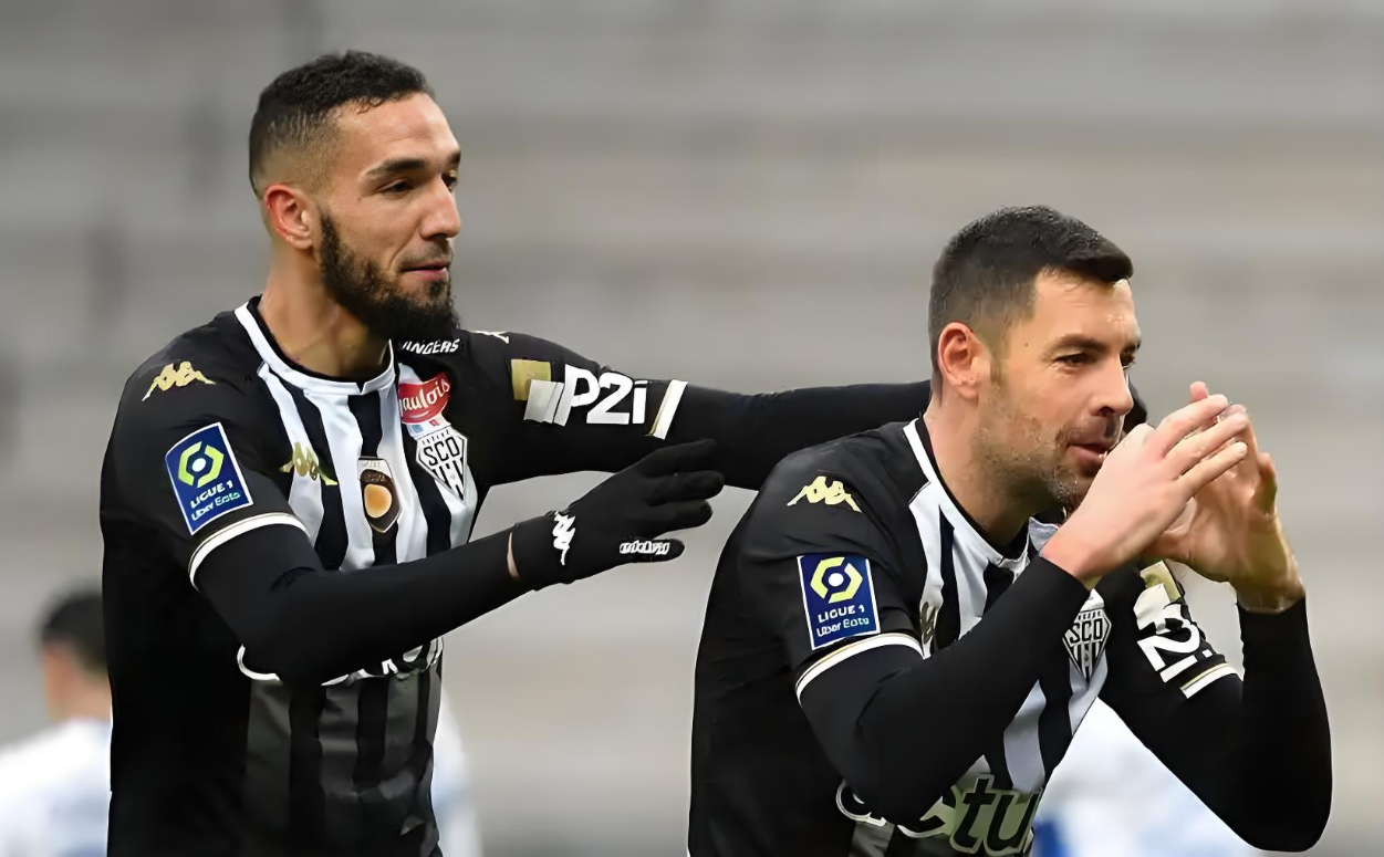 官方登录入口-勒沃库森vs门兴格拉德巴赫