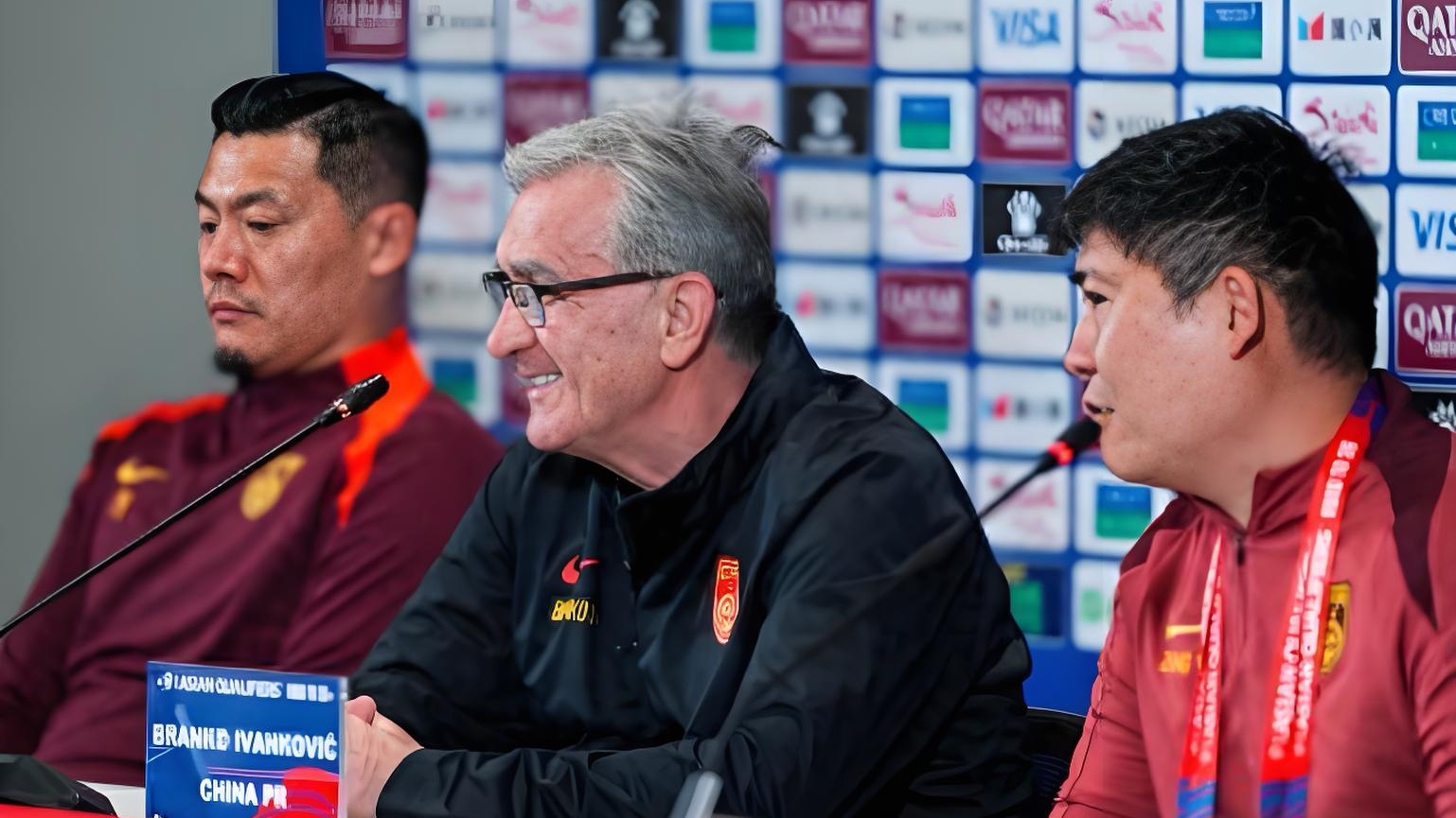 巴萨巅峰经典传控集锦