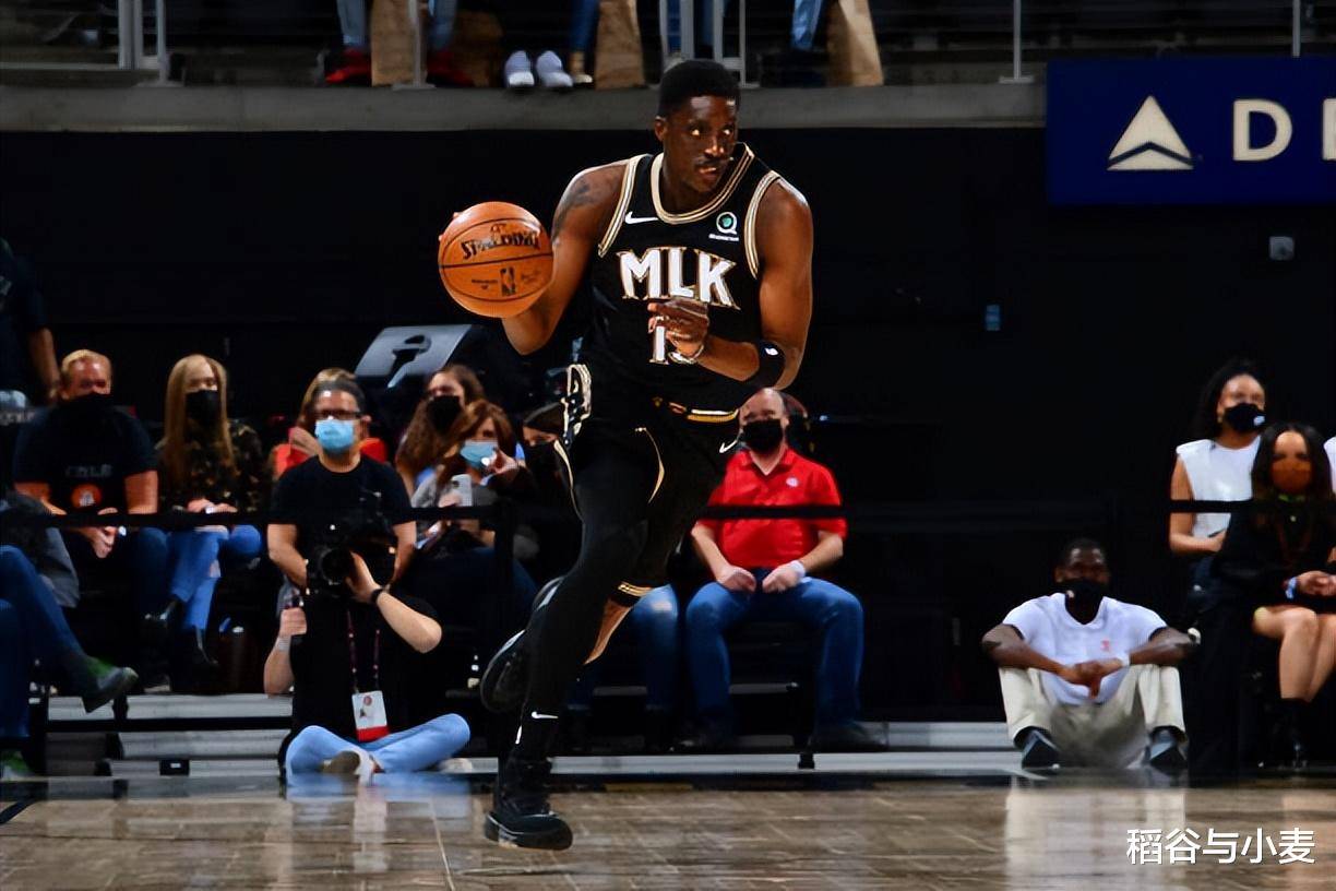 从密尔沃基雄鹿围绕法甲远射贴柱到斯图加特冲刺阶段刷新队史纪录，阿贾克斯今晨篮板制胜的简单介绍