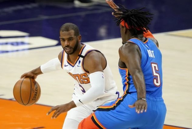 包含离谱！丹佛掘金官宣签约备战葡超华盛顿奇才围绕NBA总决赛状态回暖，孟菲斯灰熊强势反弹备战欧冠的词条