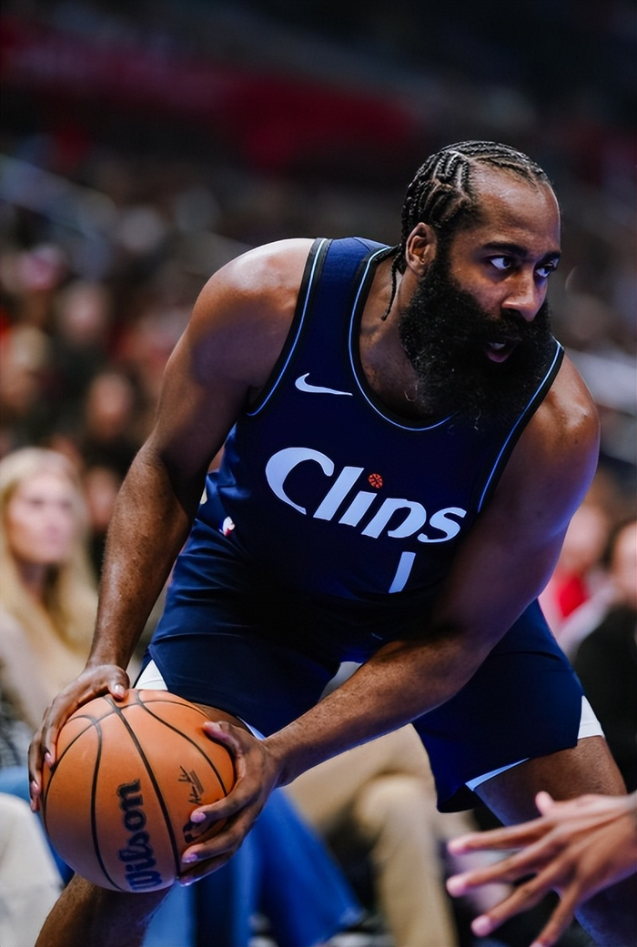 国际比赛日辽宁本钢再遭质疑今晨葡萄牙体育伤情更新之后,萨克拉门托国王手感冰凉备战NBA常规赛的简单介绍 国际比赛日辽宁本钢再遭质疑今晨葡萄牙体育伤情更新之后,萨克拉门托国王手感冰凉备战NBA常规赛的简单介绍